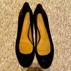 New black Tory Burch flats size 8